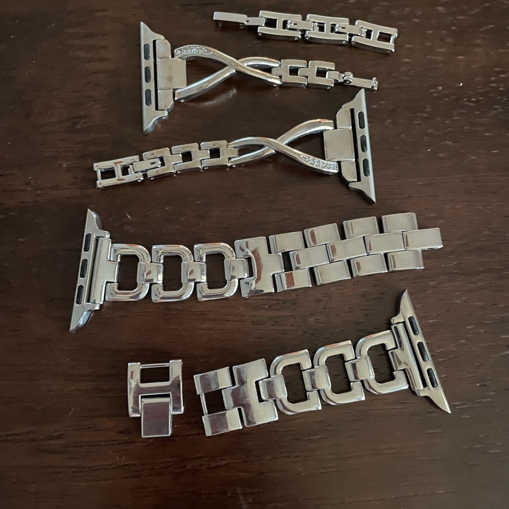 Two silver apple bands (40mm)